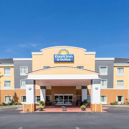 Days Inn&Suites by Wyndham Savannah North I-95 Port Wentworth Bagian luar foto