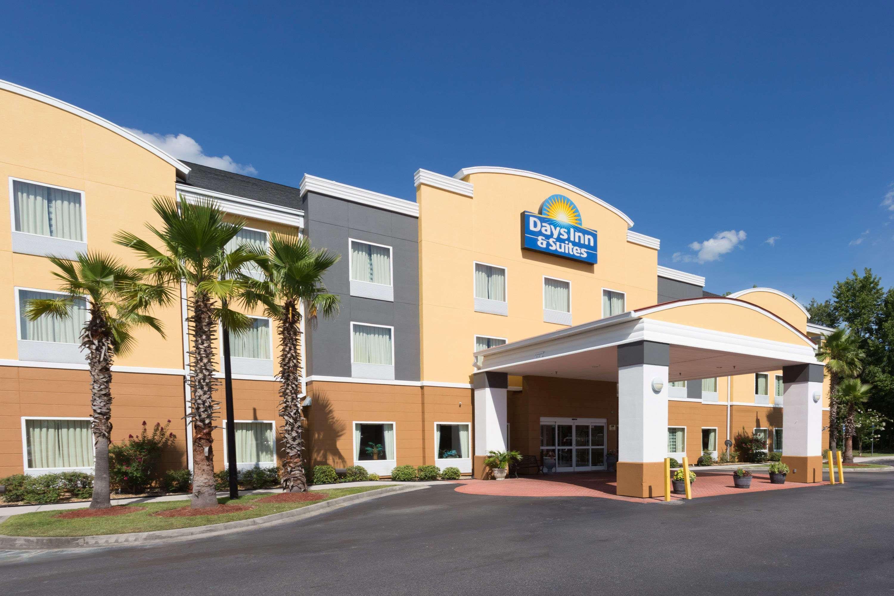 Days Inn&Suites by Wyndham Savannah North I-95 Port Wentworth Bagian luar foto