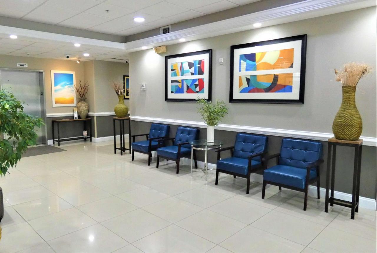 Days Inn&Suites by Wyndham Savannah North I-95 Port Wentworth Bagian luar foto