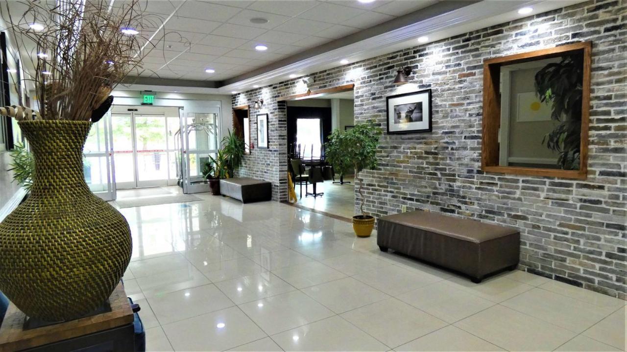 Days Inn&Suites by Wyndham Savannah North I-95 Port Wentworth Bagian luar foto