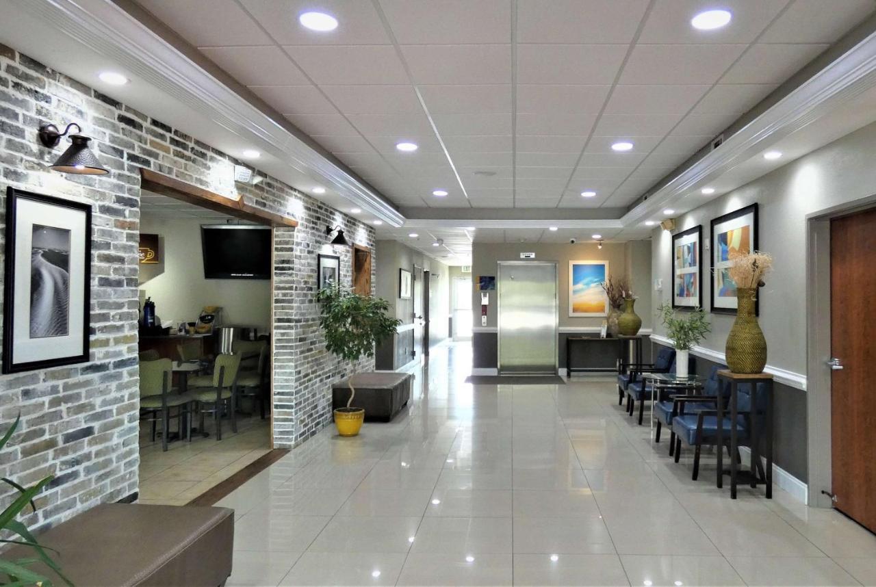 Days Inn&Suites by Wyndham Savannah North I-95 Port Wentworth Bagian luar foto